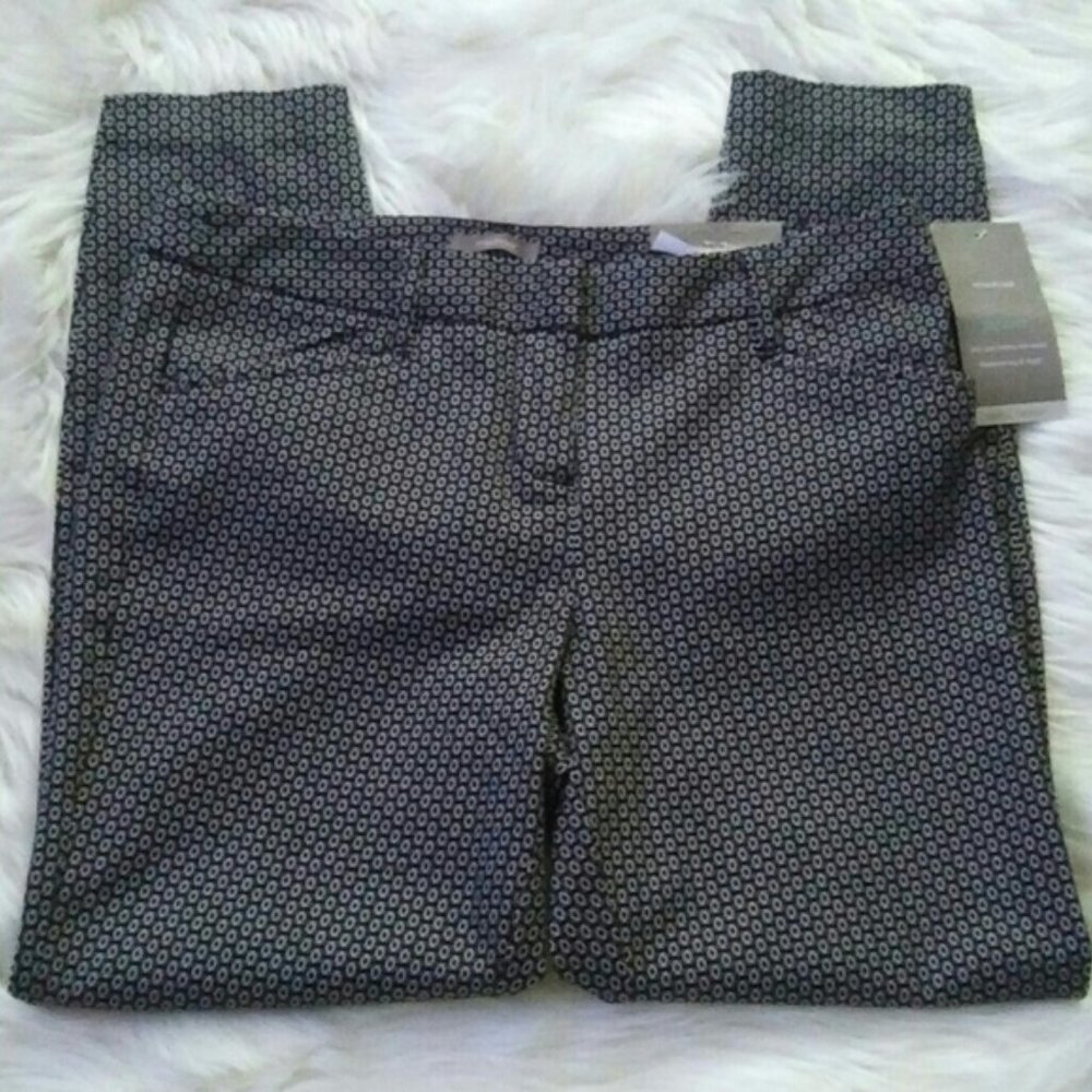 Maurices The Smart Diamond Patterned Round The Clock Skinny Ankle Pant - Picture 5 of 7